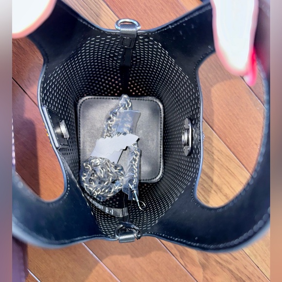 Kurt Geiger Chelsea 🌈 Crystal Hobo Purse & Detachable Chain Crossbody Strap. NWT - Picture 7 of 11